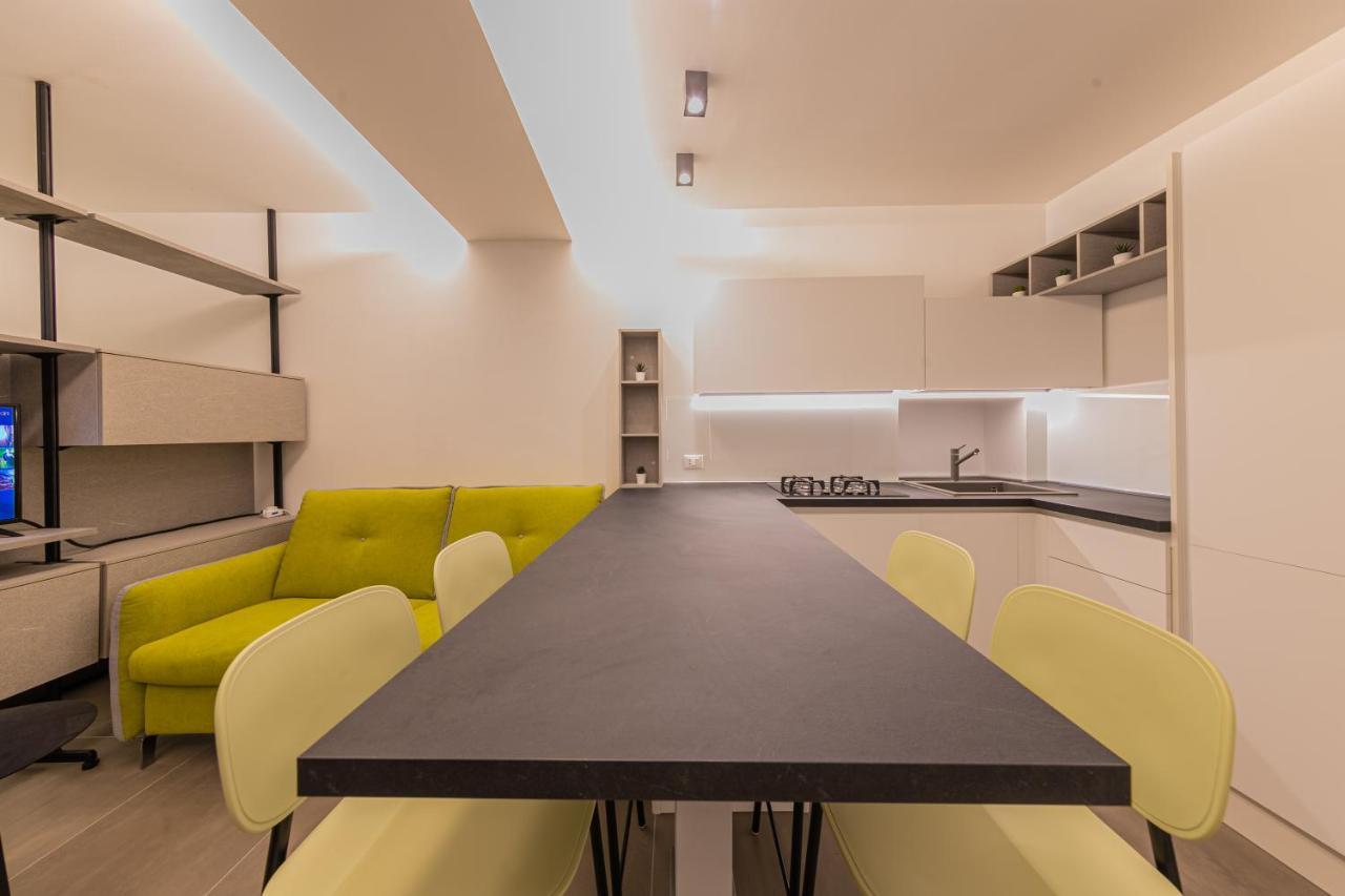 Pr1Mo Minimal Suite Cefalu Bagian luar foto
